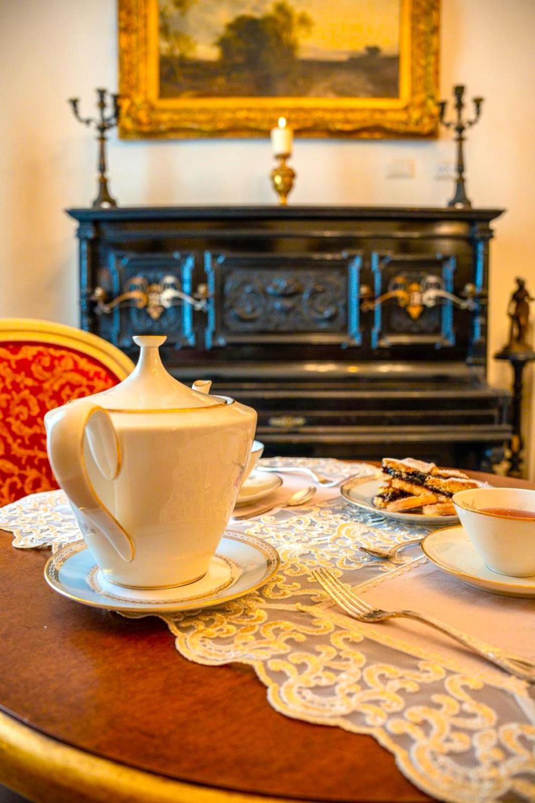 Bed and Breakfast La Casa Di Agartha Больсена Экстерьер фото